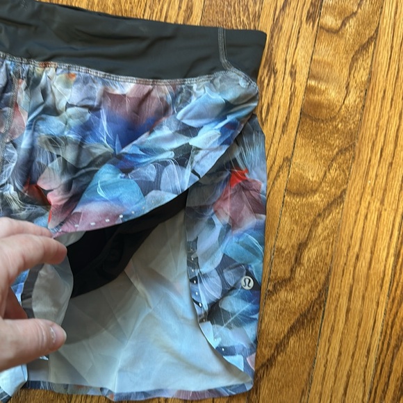 14 lululemon fast and free reflective 3” shorts - Picture 7 of 8